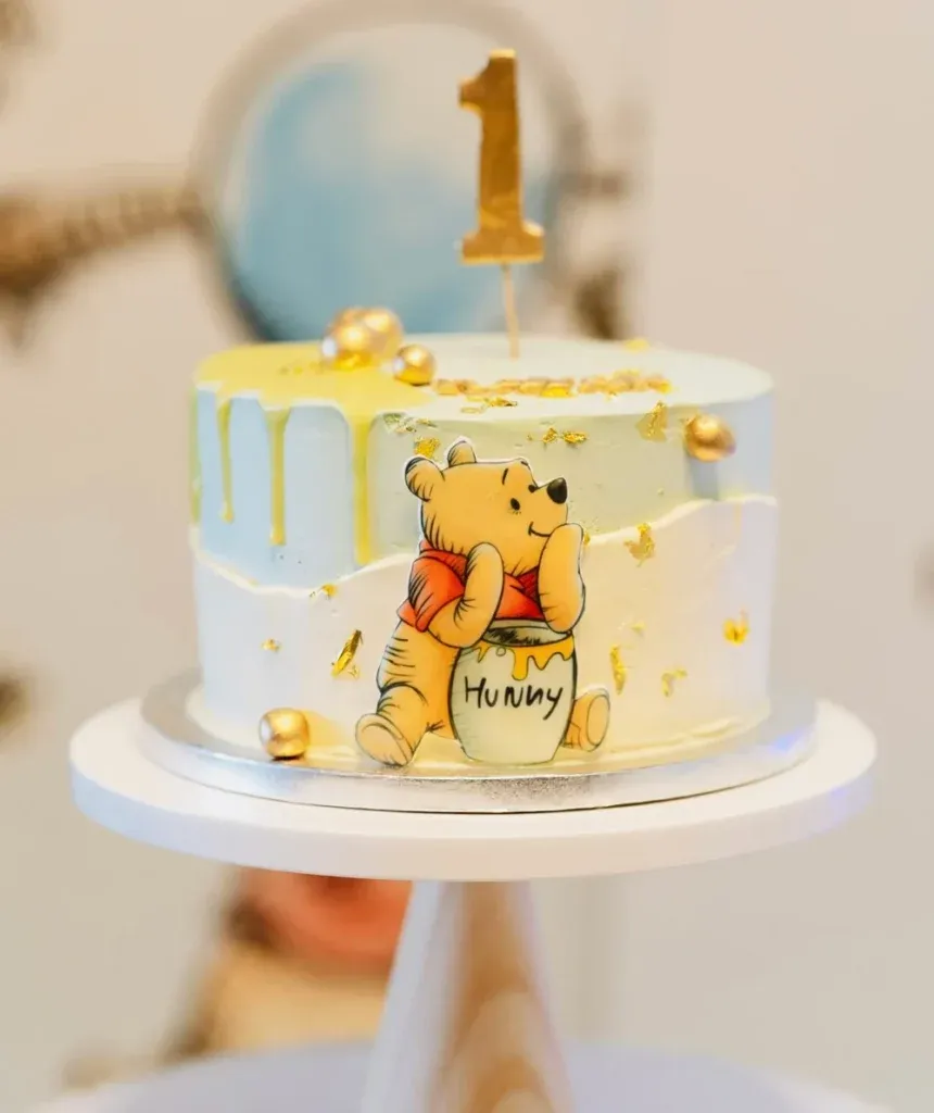 Gâteau d'anniversaire personnalisé au thème choisi par l'enfant, réalisé à Lausanne — Authentique Agence